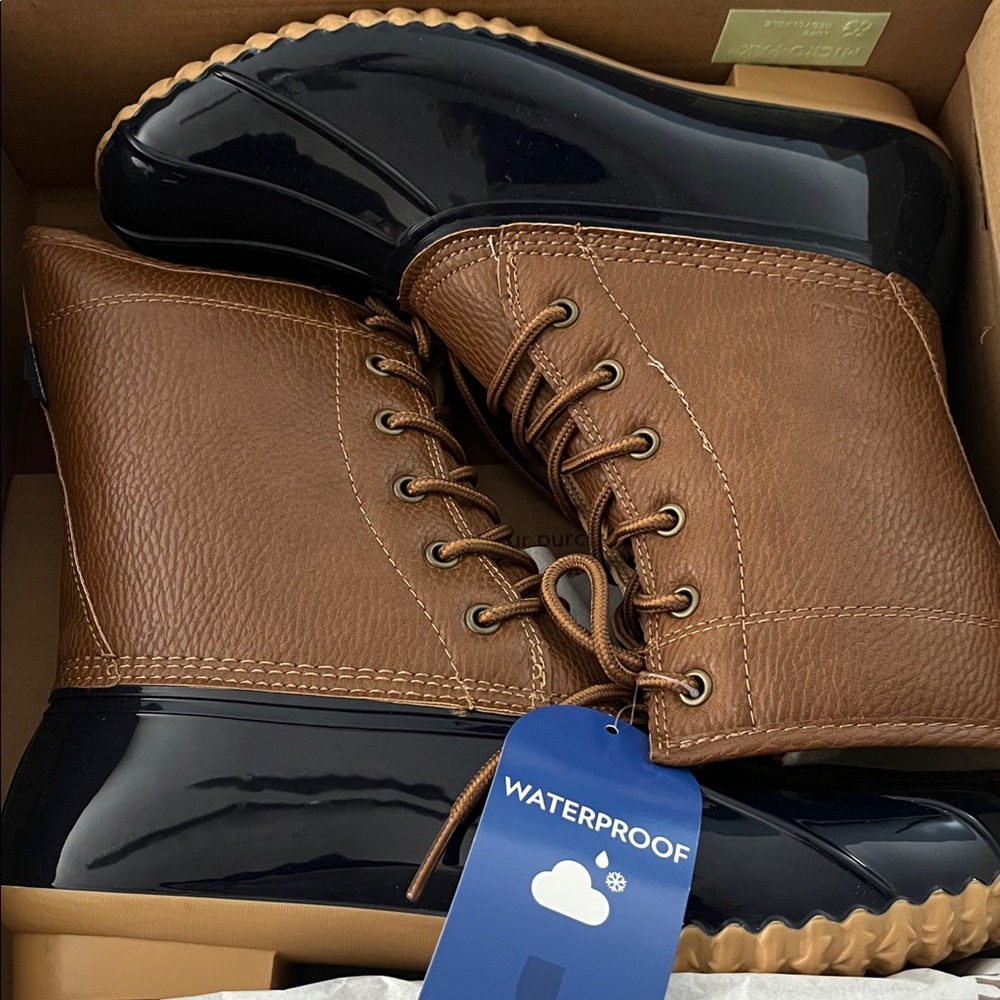 JBU Maplewood Navy and Tan Waterproof Boots